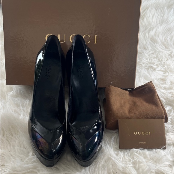 Gucci Shoes - Gucci Black Patent Leather Heels